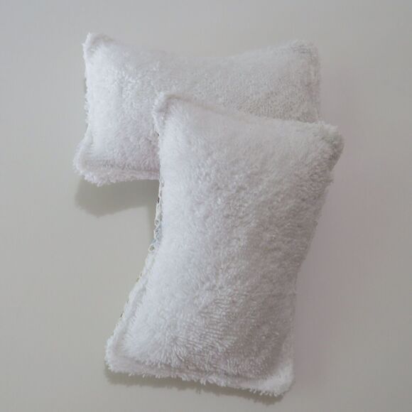 Handmade Reusable Sponges Washable  Set of 2 Cute Alphabet Letters - Picture 4 of 7